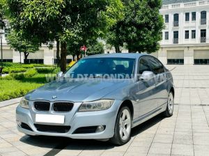 Xe BMW 320i 2010