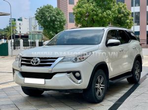 Xe Toyota Fortuner 2.4G 4x2 AT 2019