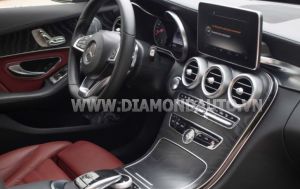 Xe Mercedes Benz C300 AMG 2016