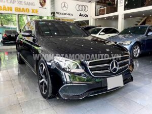 Xe Mercedes Benz E200 2019