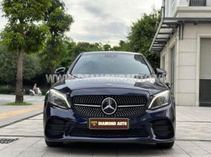 Xe Mercedes Benz C300 AMG 2019