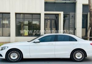 Xe Mercedes Benz C200 2017