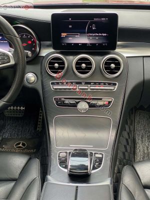 Xe Mercedes Benz C300 AMG 2016