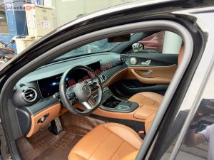Xe Mercedes Benz E300 AMG 2021