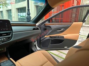 Xe Lexus ES 250 2021
