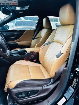 Xe Lexus ES 250 2021