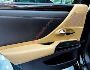 Xe Lexus ES 250 2021