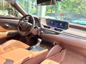 Xe Lexus ES 250 2021