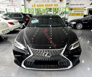 Xe Lexus ES 250 2021