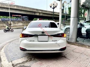 Xe Lexus ES 250 2019