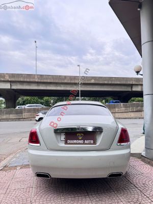 Xe Rolls Royce Wraith 6.6 V12 2014