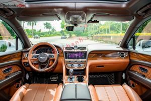 Xe Bentley Bentayga 4.0 V8 2020