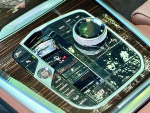 Xe BMW X5 xDrive40i M Sport 2024