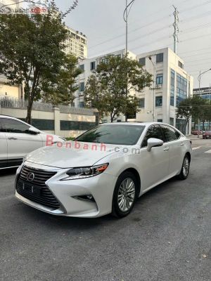 Xe Lexus ES 250 2015